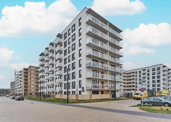 Miedziana 6 & 18 Apartment With Free Garage Wroclaw By Renters