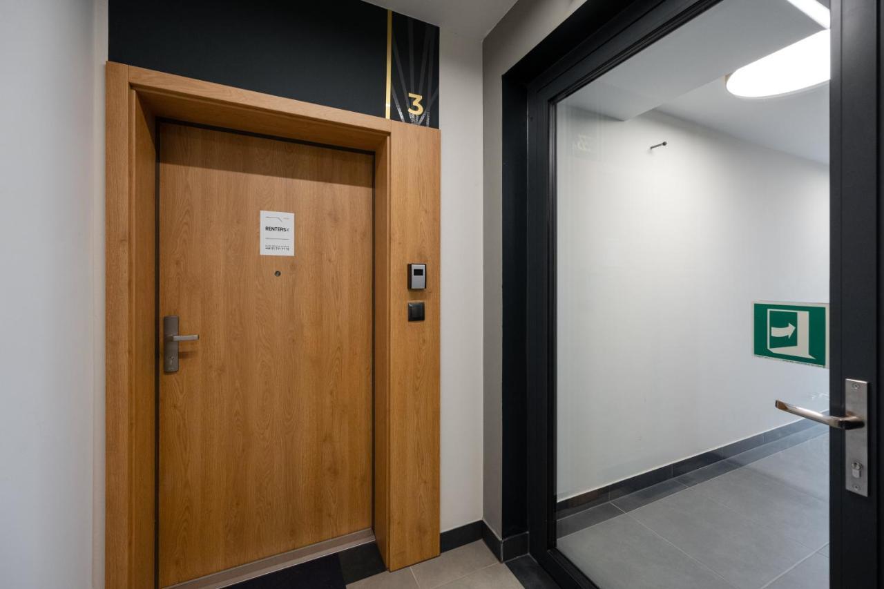 Miedziana 6 & 18 With Free Garage By Renters Wroclaw