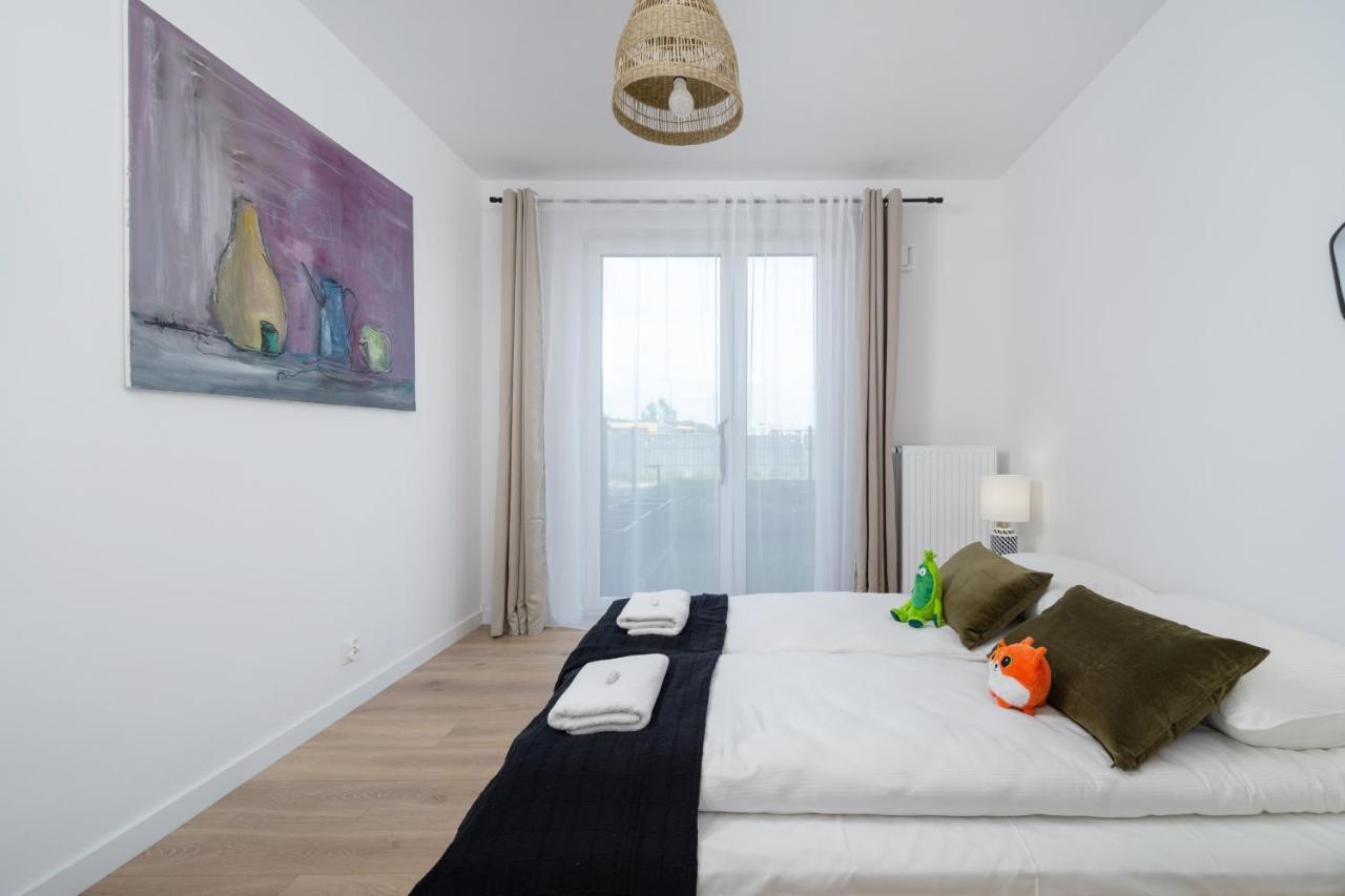 Miedziana 6 & 18 With Free Garage By Renters Apartment Wroclaw