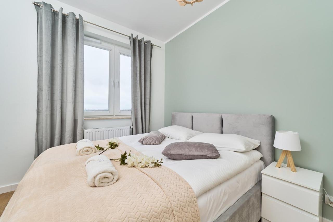 Apartment Miedziana 6 & 18 With Free Garage By Renters *