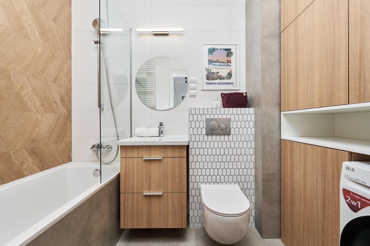 Apartment Miedziana 6 & 18 With Free Garage By Renters Wroclaw
